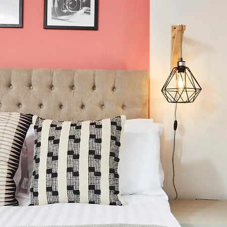 Apartment Stunning City Centre 3 Bed, 3 Bath - Sleeps 8! Leeds (West Yorkshire)
