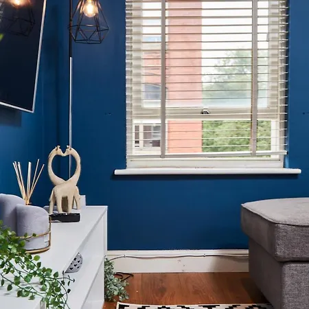 Apartment Stunning City Centre 3 Bed, 3 Bath - Sleeps 8! *